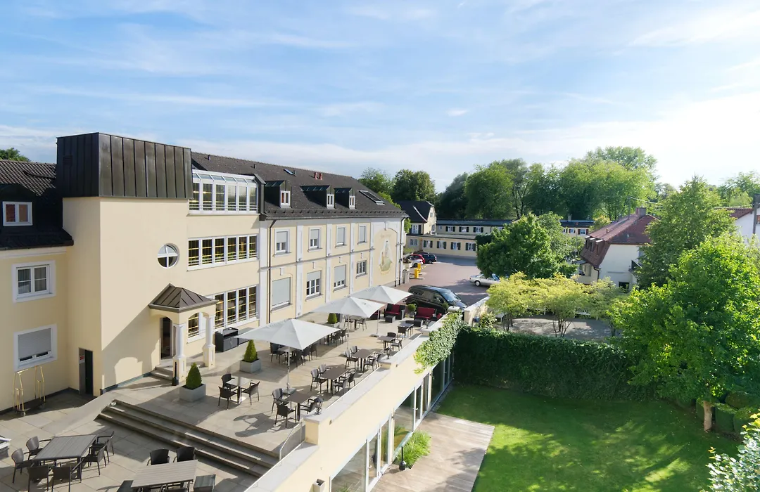 Hotel am Schlosspark Zum Kurfürst-1