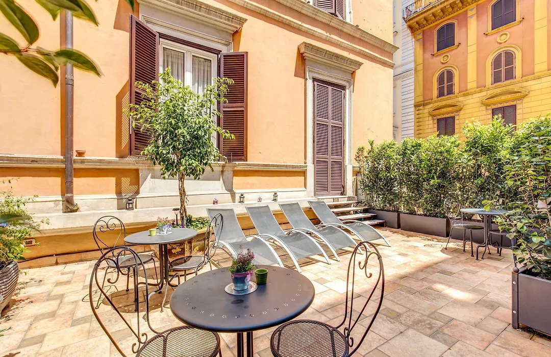 Ecce Roma-1