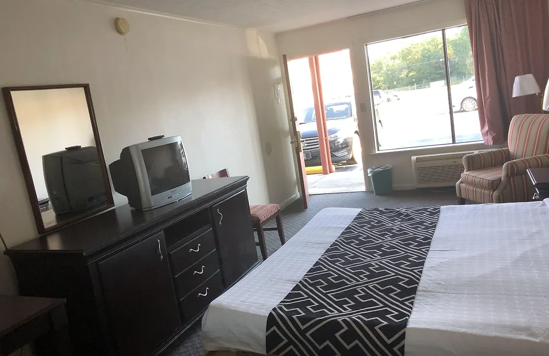 Flagship Inn-1