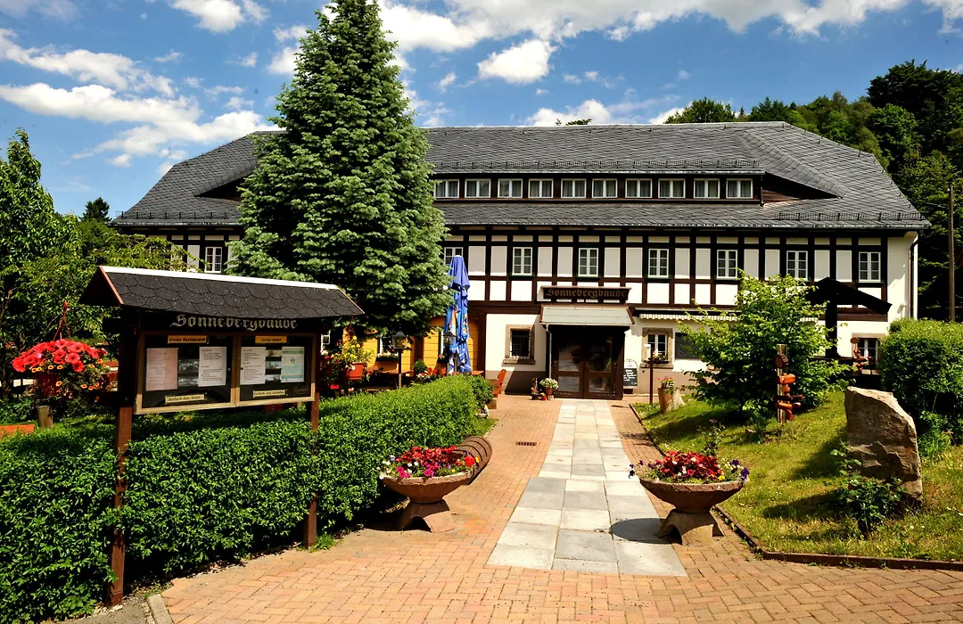 Wanderhotel Sonnebergbaude-1