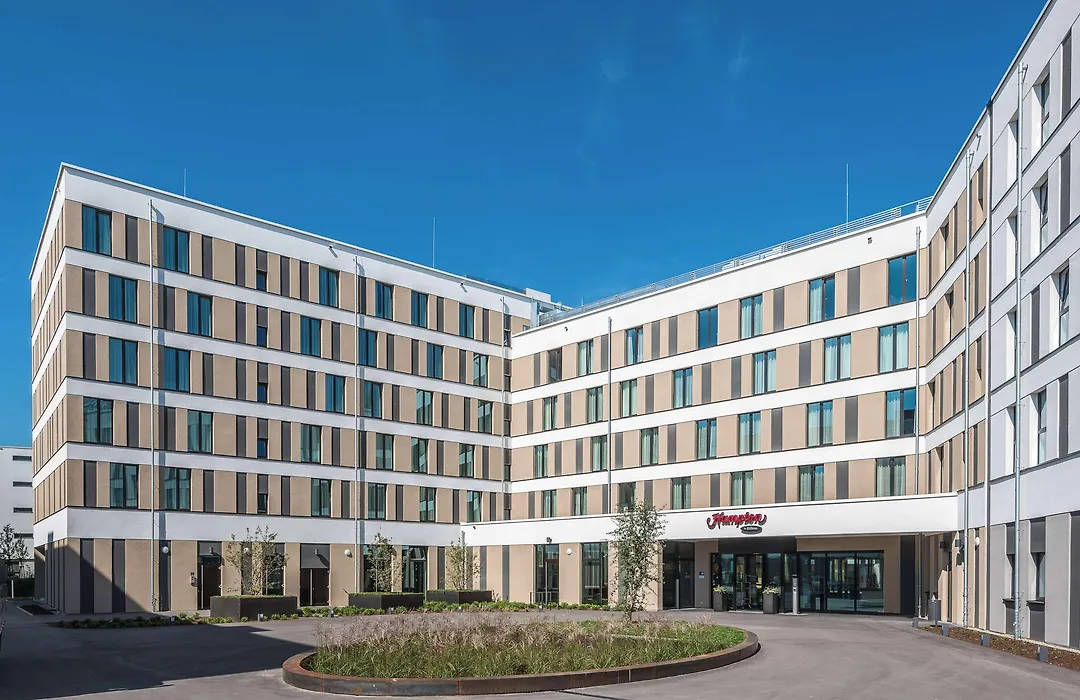 Hampton By Hilton Freiburg-1