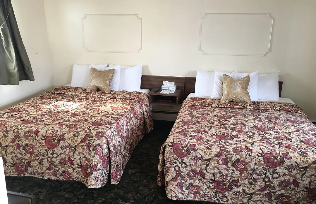 Grandmas Inn-1