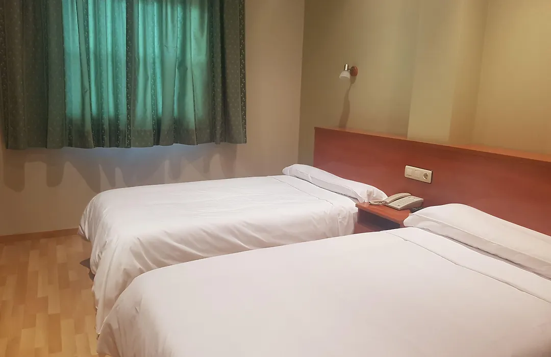 Hotel Arcea Villaviciosa-1