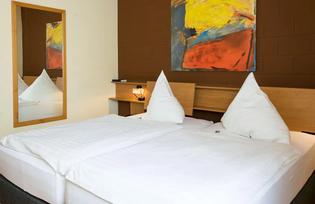 IMPULSIV Hotel&Sportresort-1