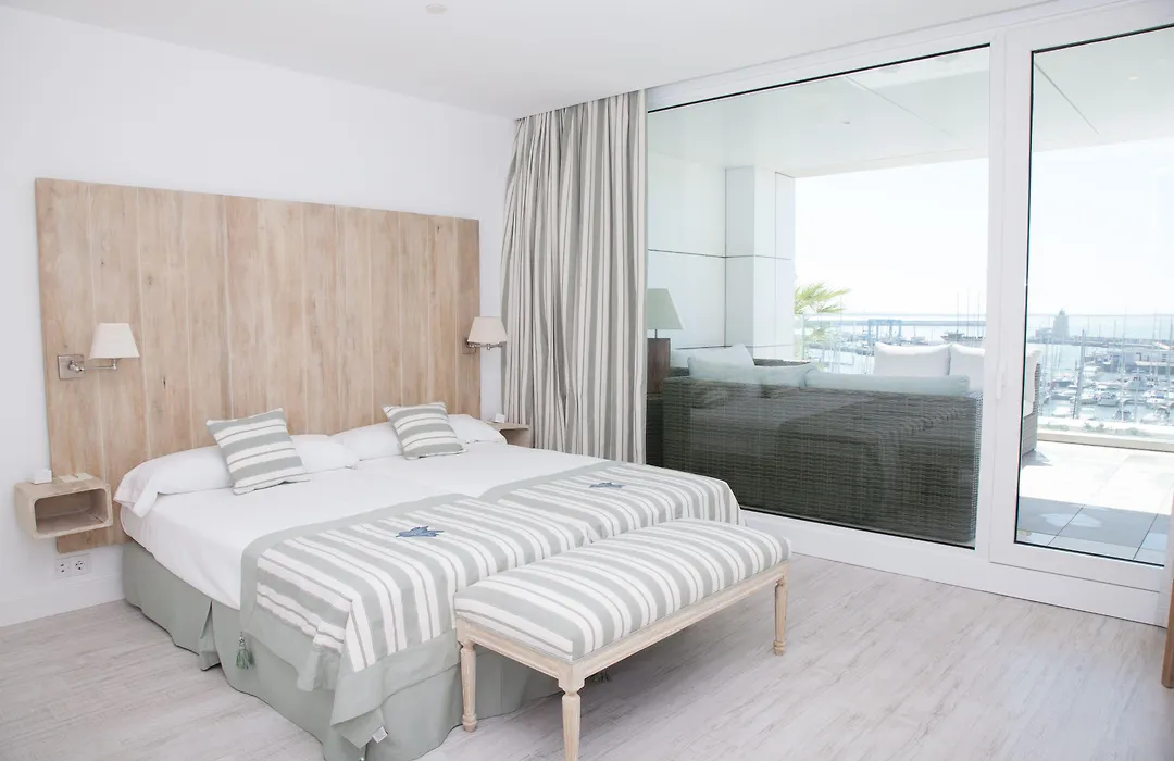 Suites Puerto Sherry-1