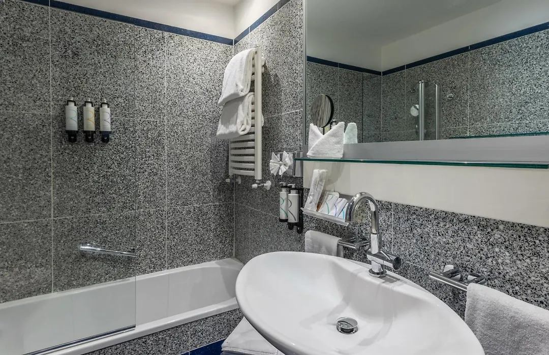 Best Western Plus Hotel Universo-1