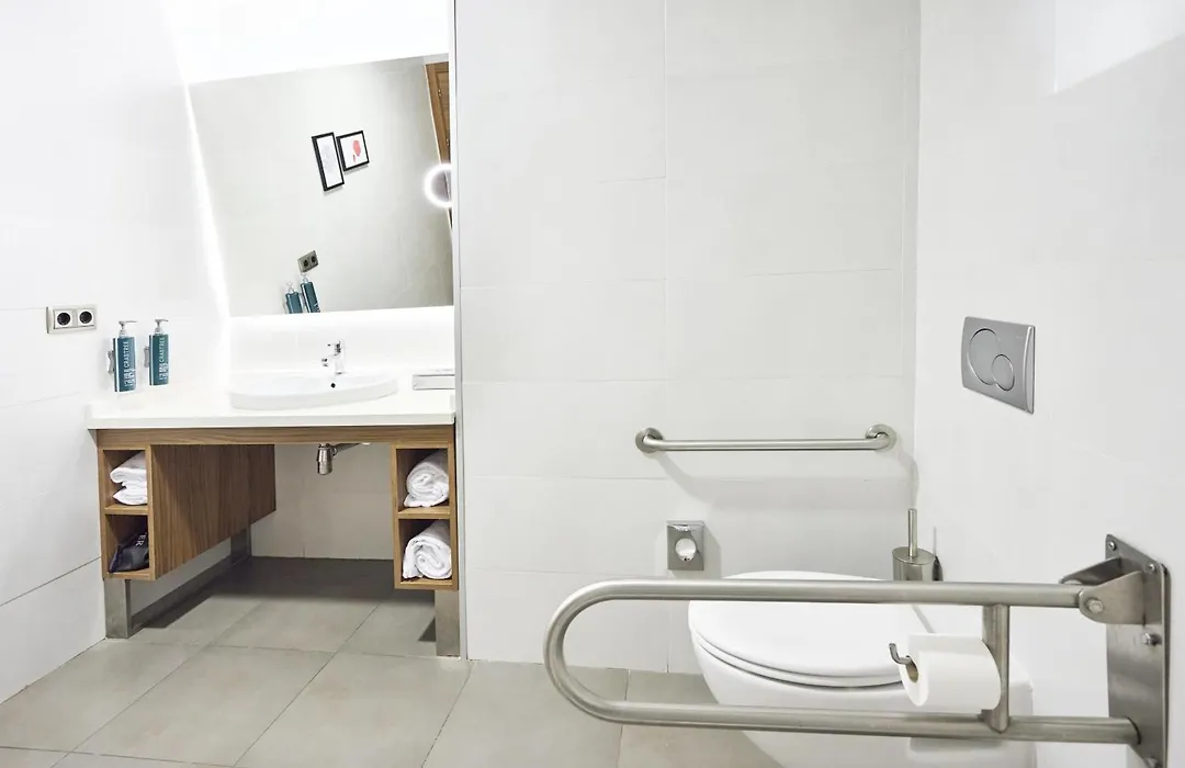 Hilton Garden Inn Sevilla-1