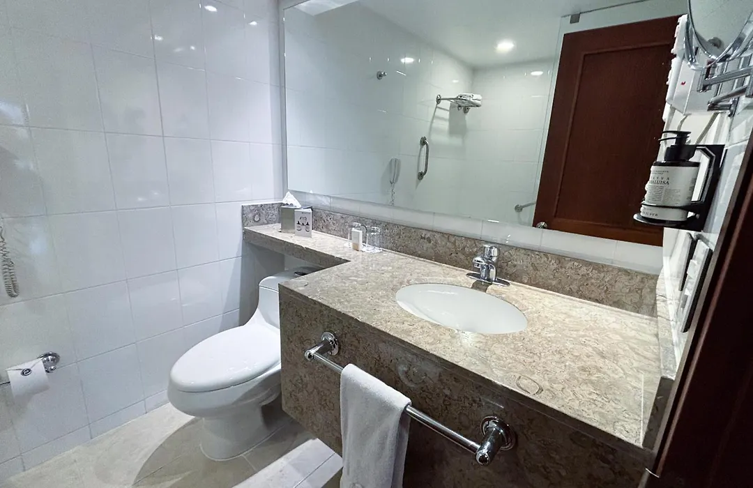 Hotel Estelar Suites Jones-1