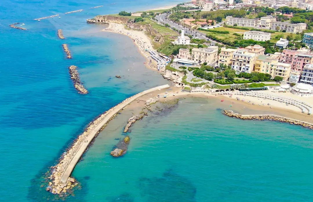 Peperosa Rooms And Events - Peaceful Countryside Escape With Pool, Private Parking, Just Minutes From The Sea, Anzio And Nettuno-1