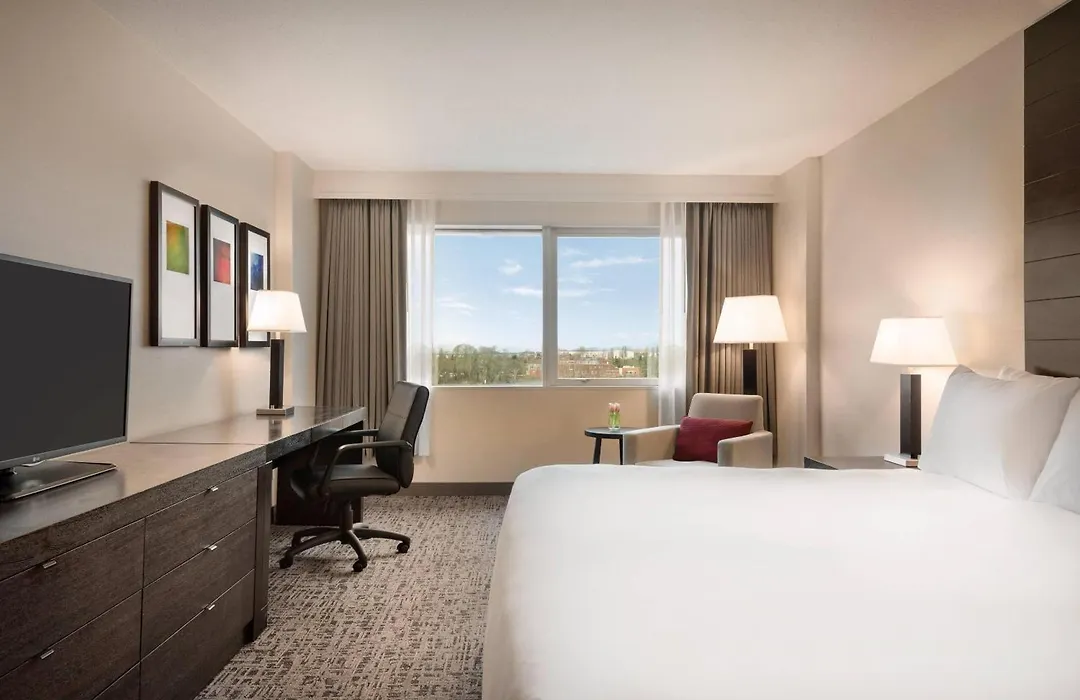 Radisson Hotel Vancouver Airport-1