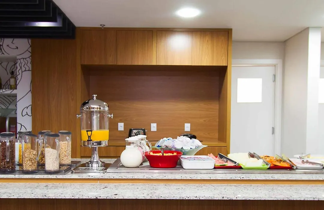 Ibis Cascavel-1