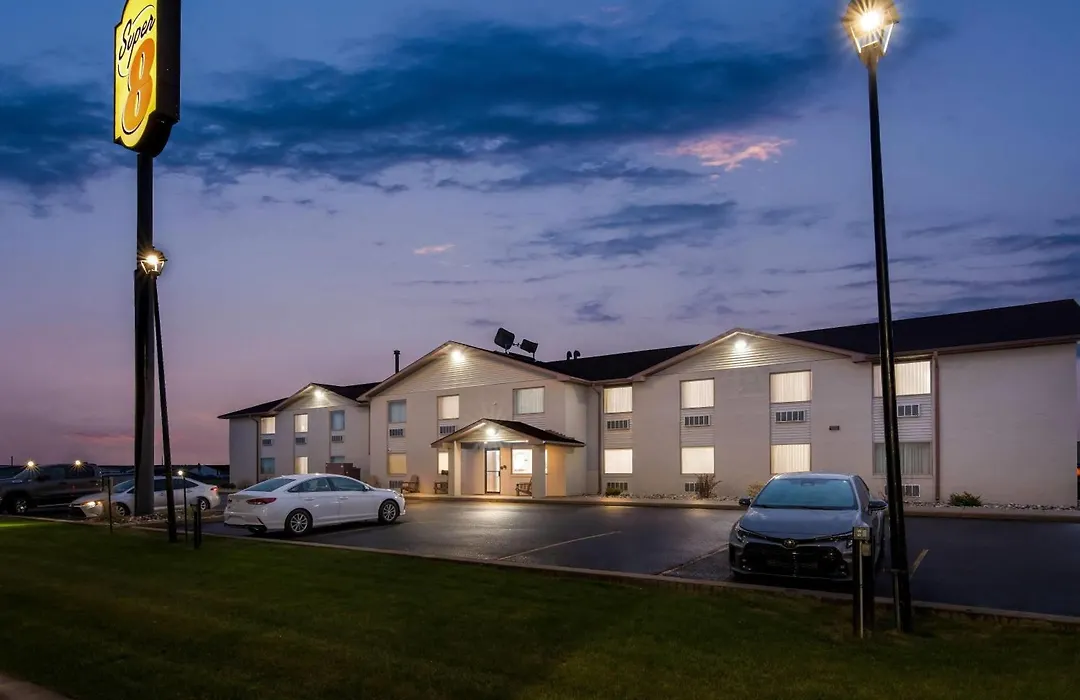 Super 8 By Wyndham Perham-1