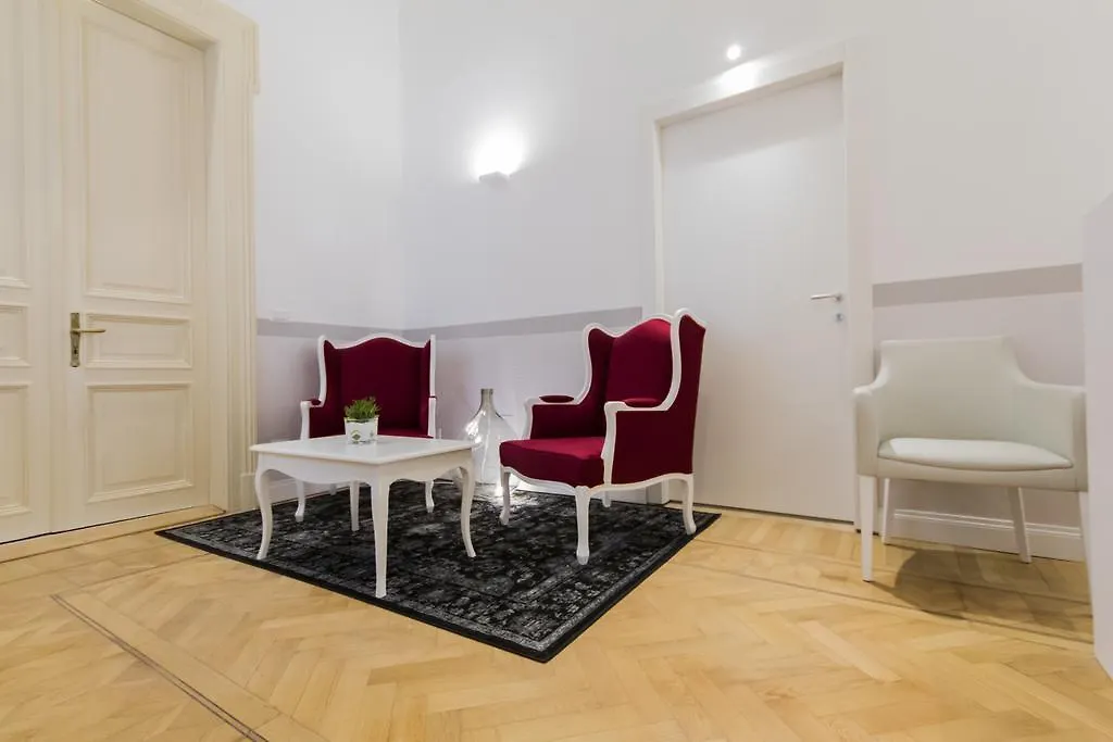 Residenza Degli Artisti-1