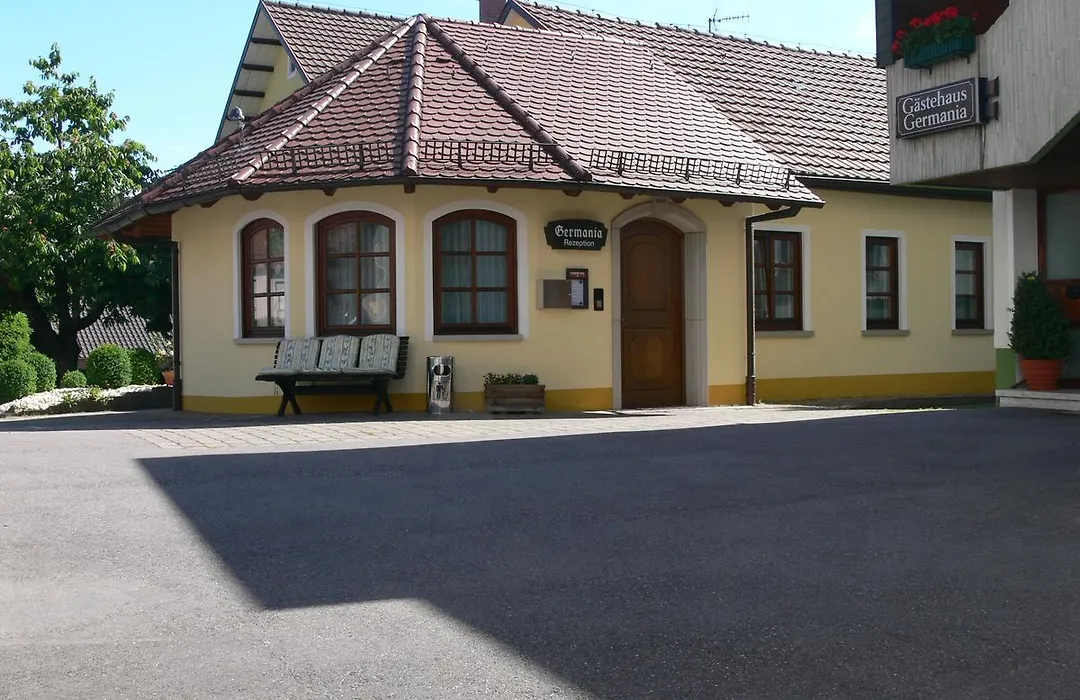 Hotel zur Germania-1