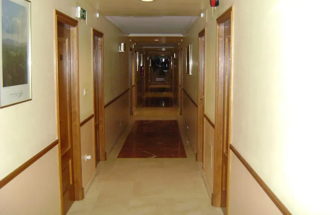 Hotel O'Xardin-1