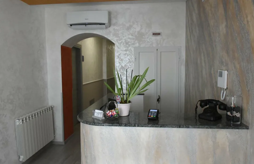 Albano Station Rooms-1