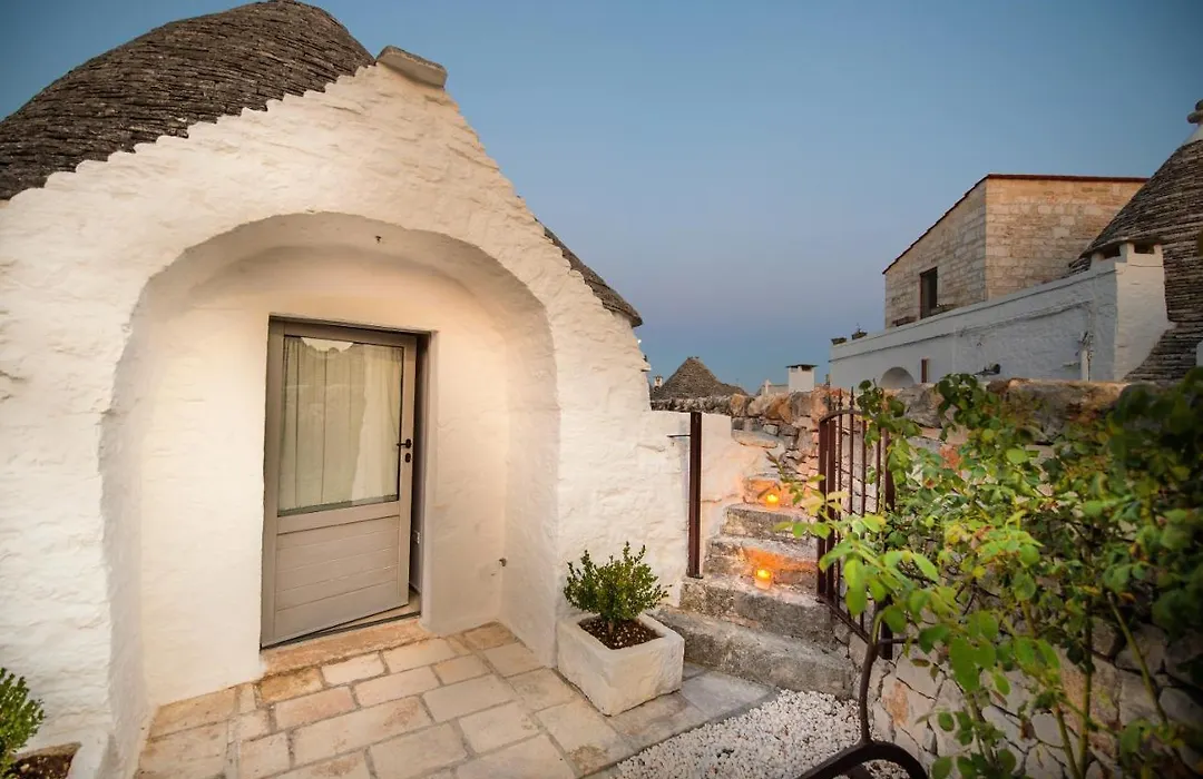 Trulli Holiday Deluxe & Wellness-1