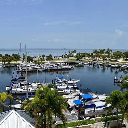 Harborside Suites At Little Harbor-3