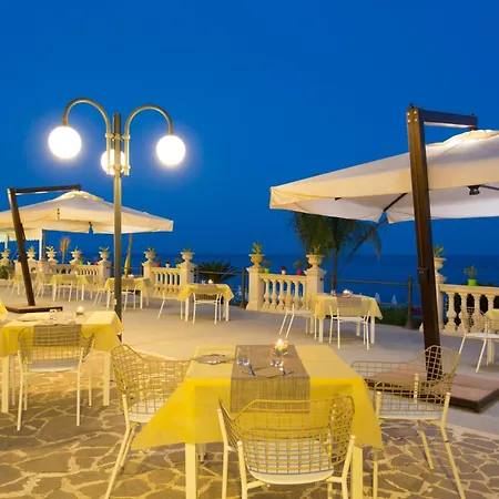 Hellenia Yachting Hotel&SPA-3