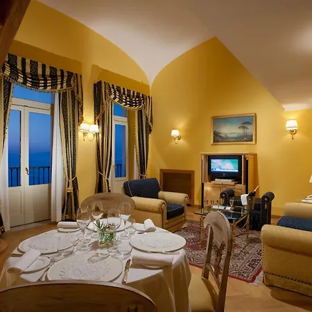 Imperial Hotel Tramontano-3