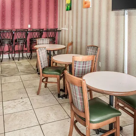 Quality Inn & Suites Mankato East-3