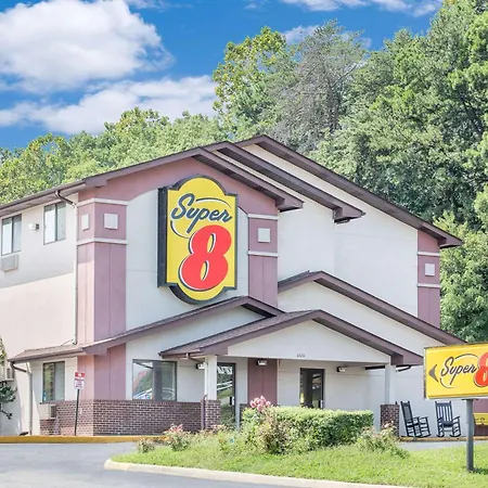 Super 8 By Wyndham Roanoke Va-2