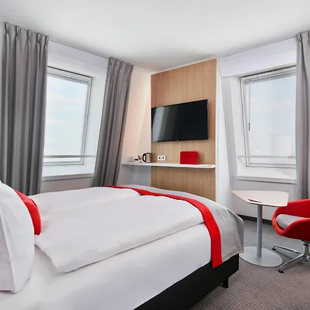 Holiday Inn Express - Berlin - Alexanderplatz By Ihg-3