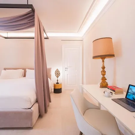 Naxi Suites-3