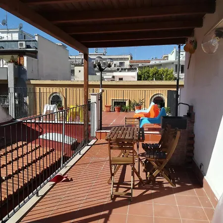 Benedetto Cairoli Guest House-2