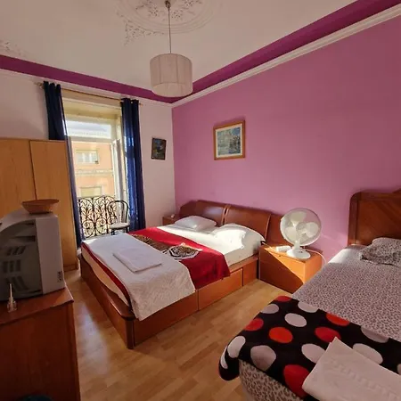 Alojamento Local Private Accommodation-2