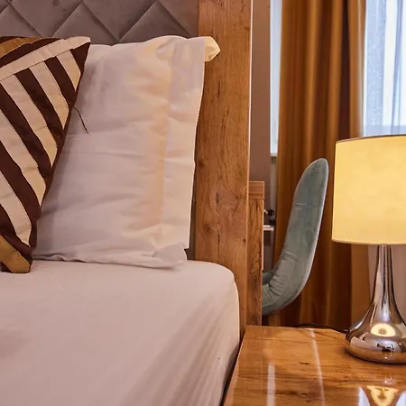 Hotel Isha-3