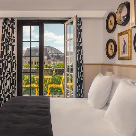 Solly Hotel Paris-2