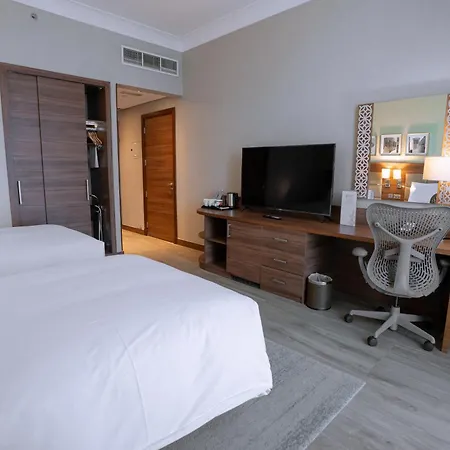 Hilton Garden Inn Dubai Deira-3