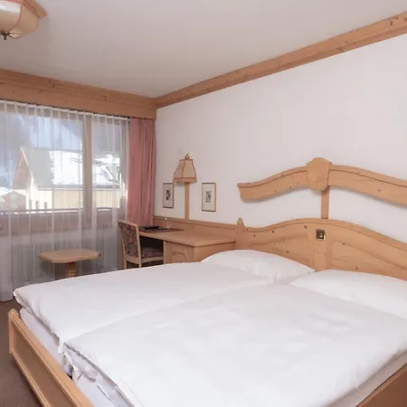Hotel Alpenhof-3