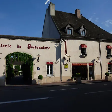 Logis Hotel De Bretonniere - Beaune Centre-2