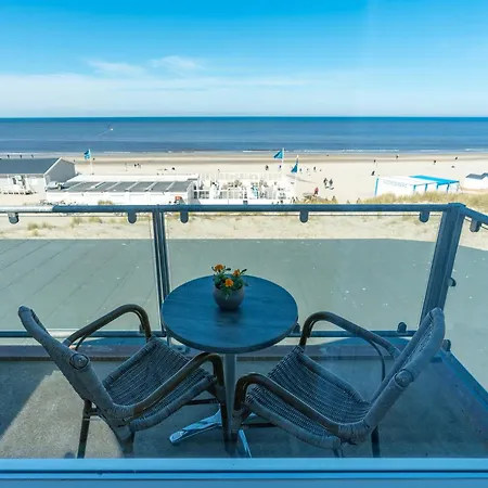 Strandhotel Noordzee-2
