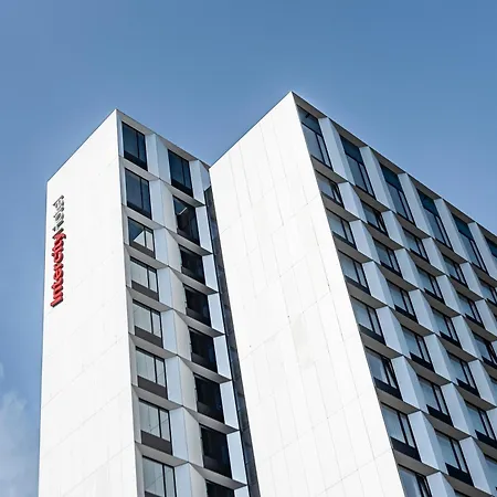 Intercityhotel Hamburg Dammtor-2