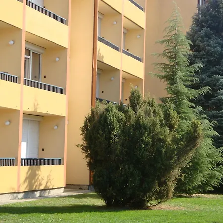 Hotel Napsugar-2