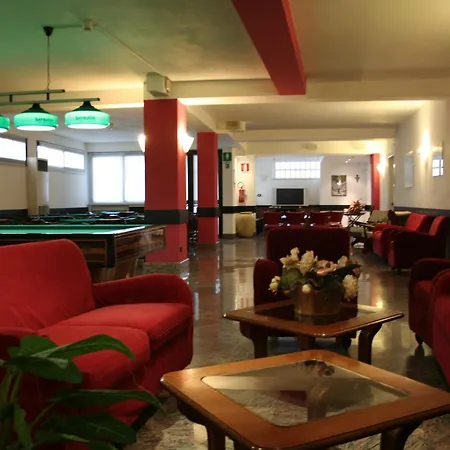 Hotel Garden-2