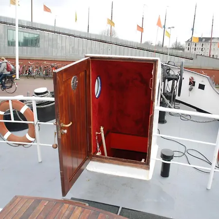 Hotelboot Zwaan-3