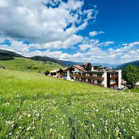 Hotel Kristall-2