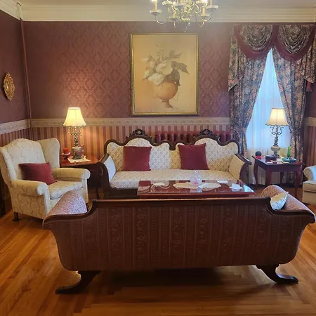 Cranberry Cove Inn-3