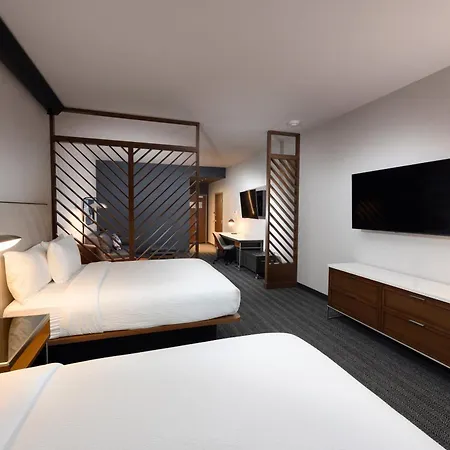 Courtyard By Marriott Charlotte Waverly-3