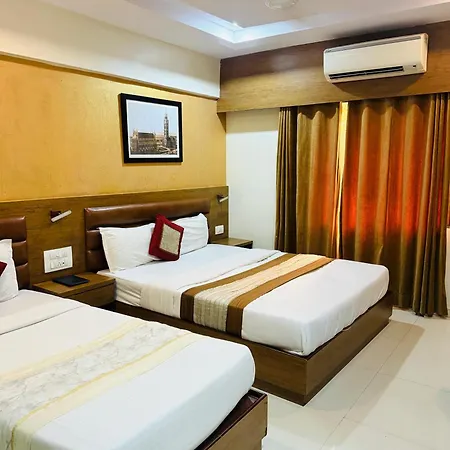 Hotel Crystal Luxury Inn- Bandra-2