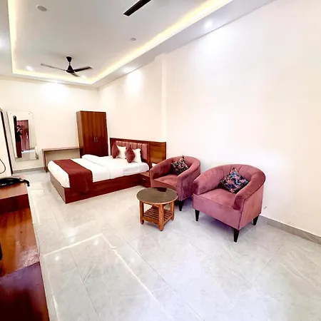 Shiva Kashi Inn-3