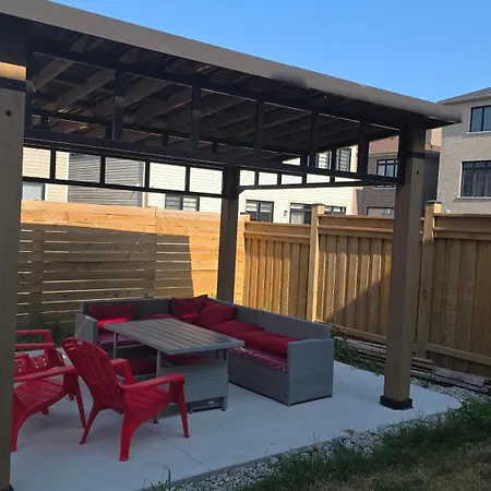 Paradise Villa Bowmanville-2