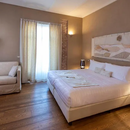 Rocche Costamagna Art Suites-2