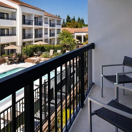 Courtyard San Jose Cupertino-2
