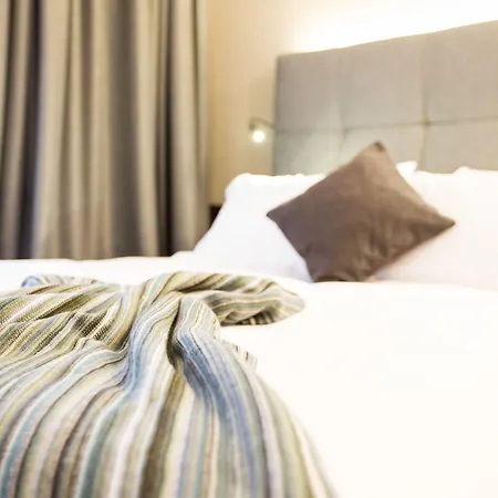 Hotel Des Voyageurs Boutique-3