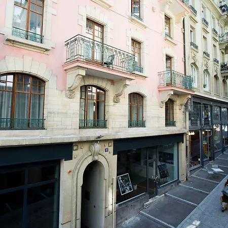 Hotel Des Voyageurs Boutique-2
